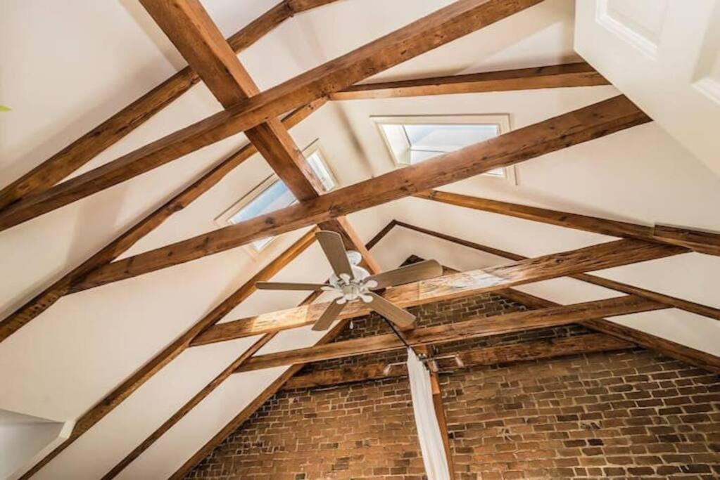 North House - Mtl Artist Loft - Champs Apartment Montreal Ngoại thất bức ảnh