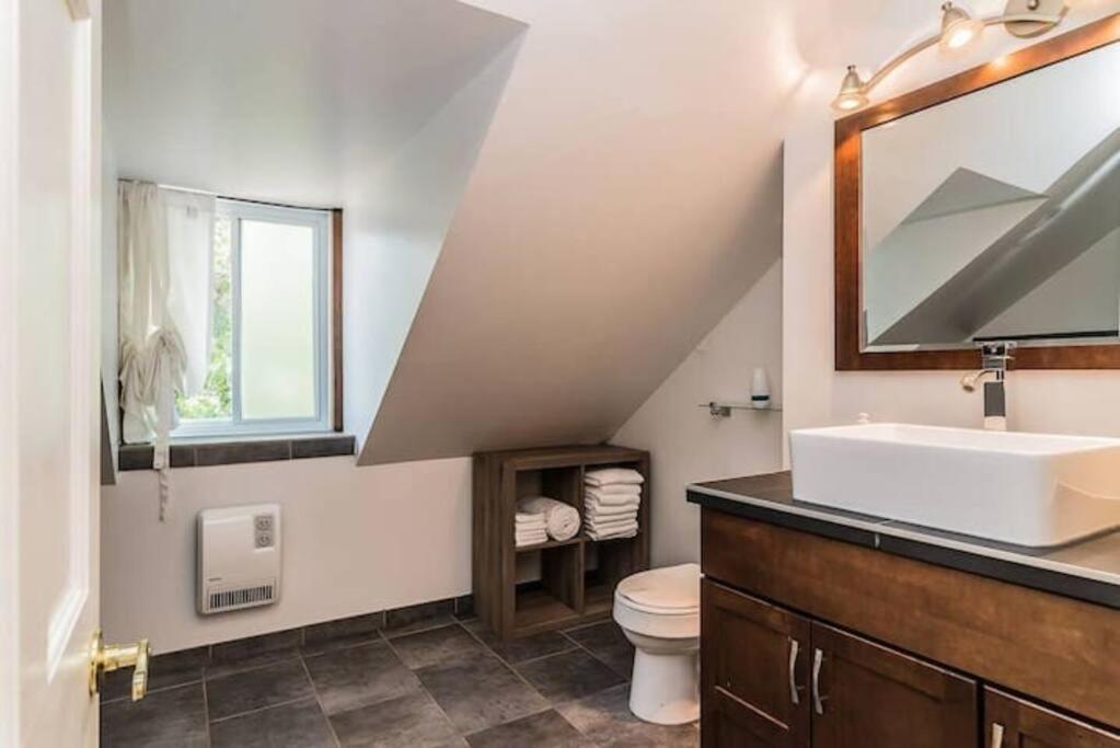 North House - Mtl Artist Loft - Champs Apartment Montreal Ngoại thất bức ảnh