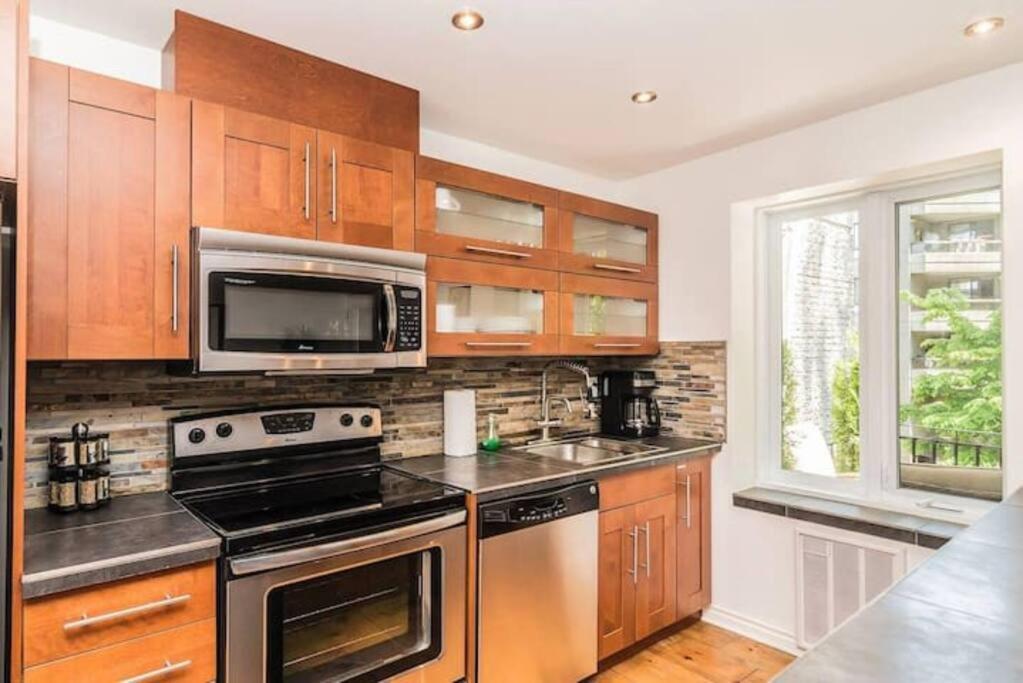 North House - Mtl Artist Loft - Champs Apartment Montreal Ngoại thất bức ảnh
