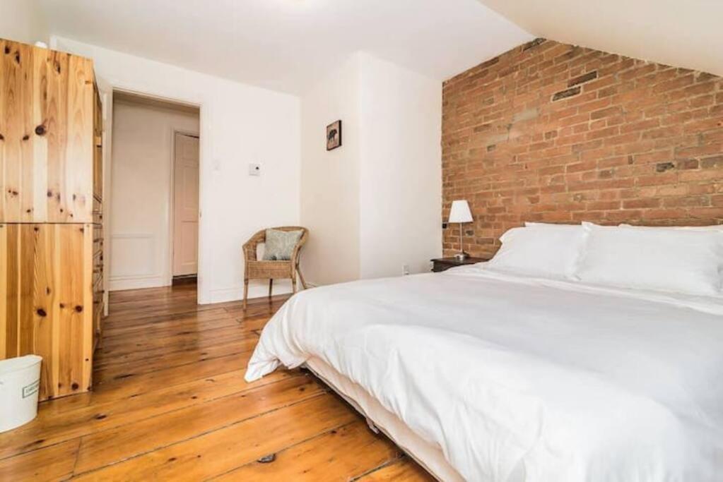North House - Mtl Artist Loft - Champs Apartment Montreal Ngoại thất bức ảnh